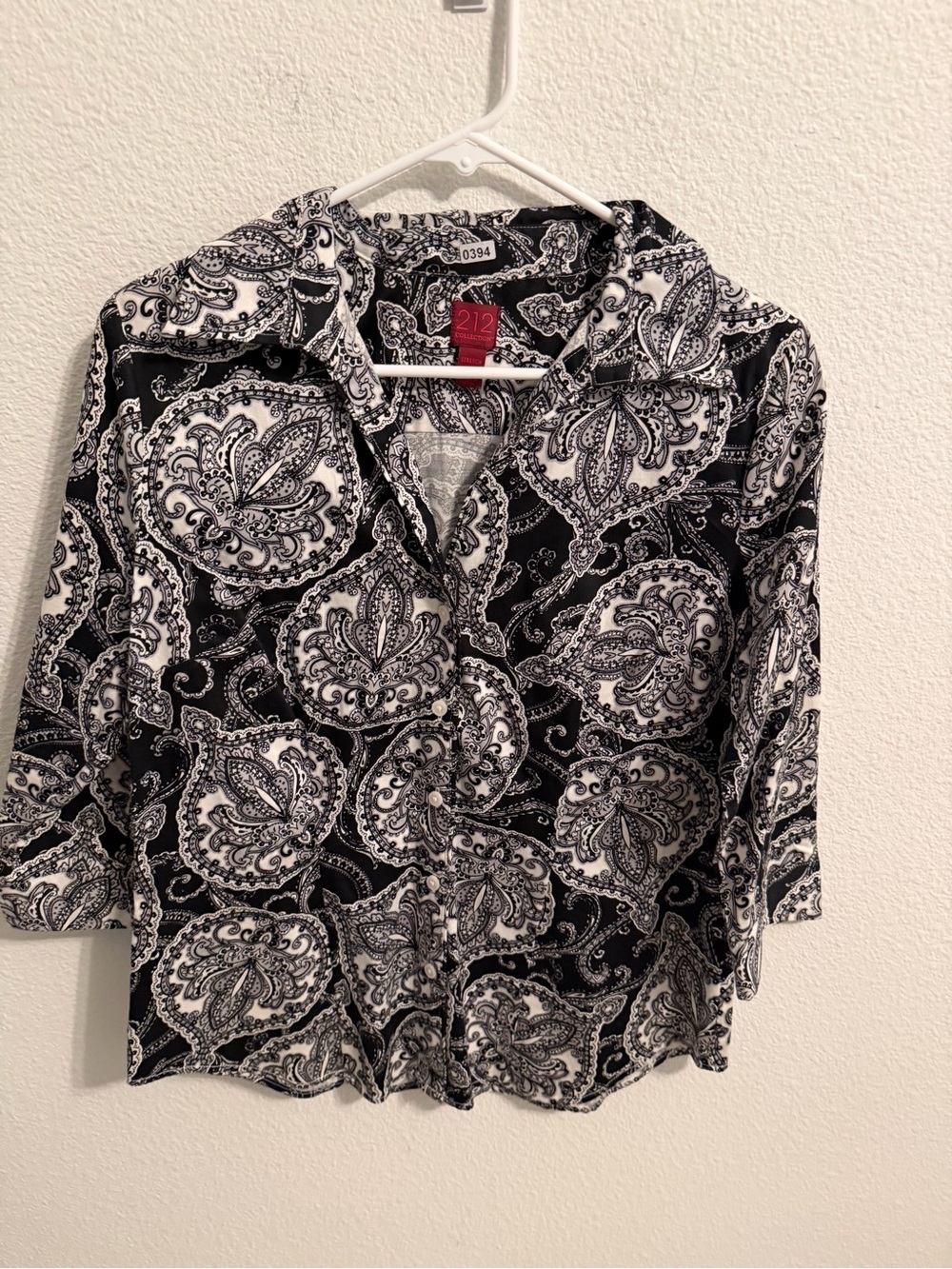 212 Collection Black & White Paisley Button-Down Blouse